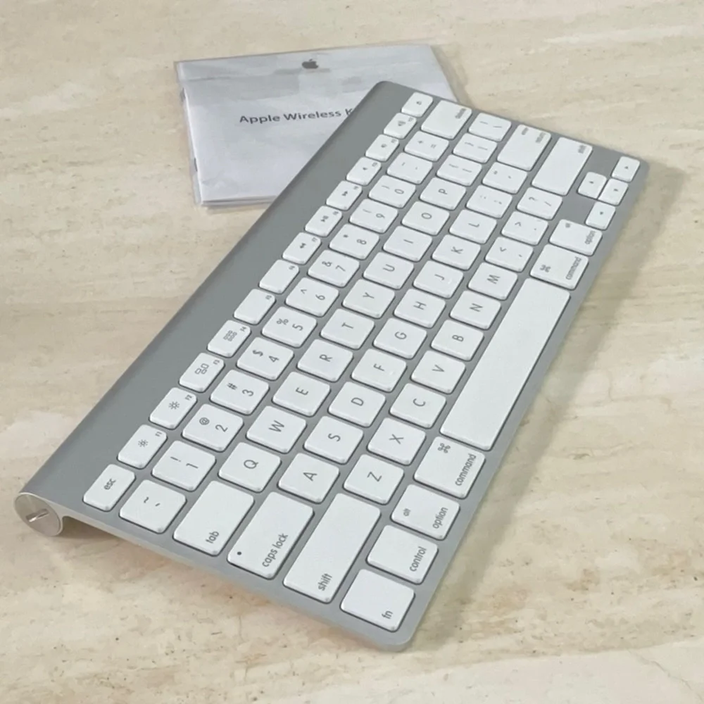 Apple Keyboard Wireless Model A1314 Genuine OEM Authentic - Picture 9 of 11